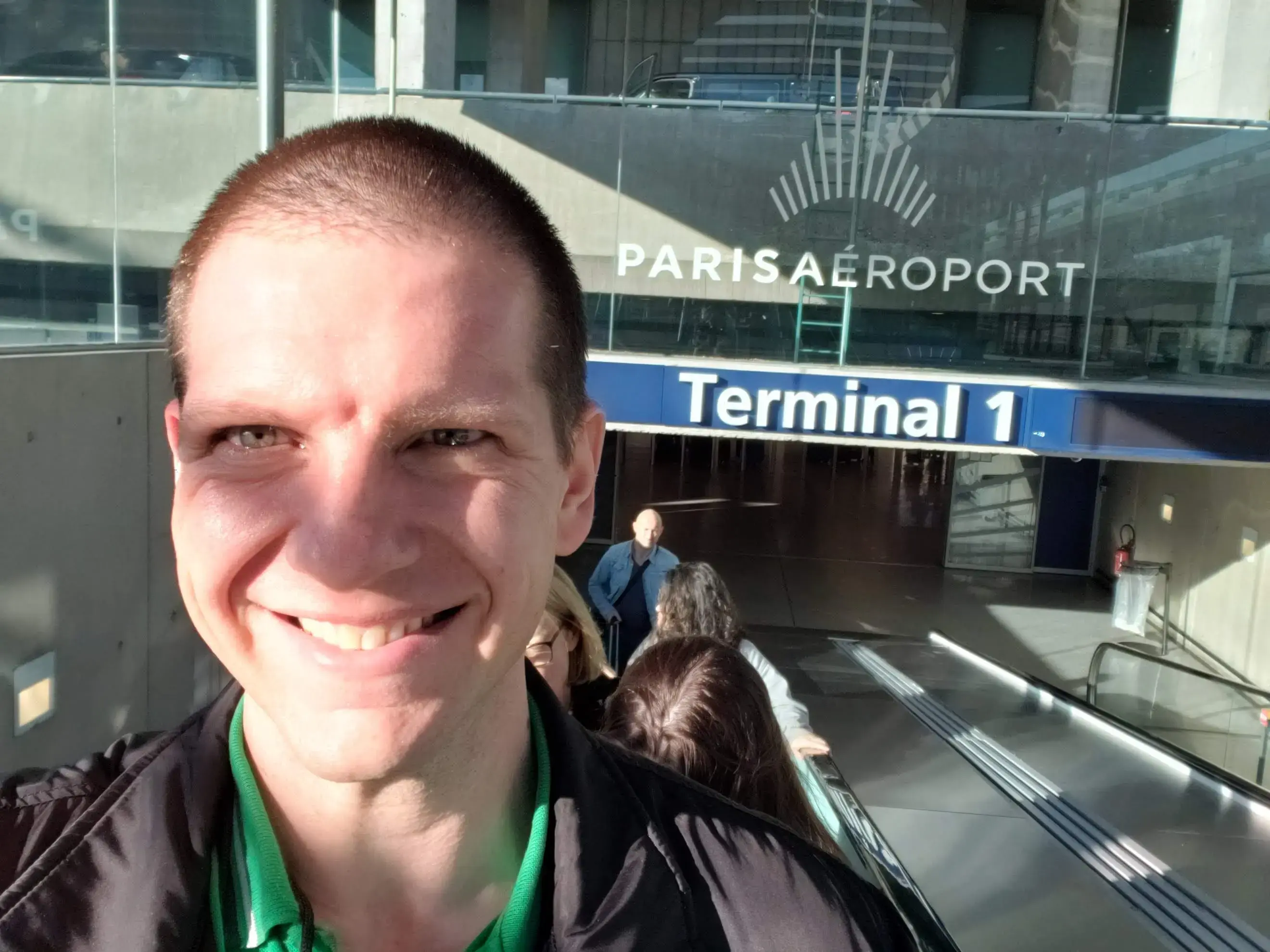 jorge_aeroporto_paris_2019.png|float-right|200